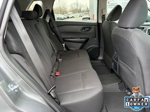 Used 2025 Nissan Rogue S image 19