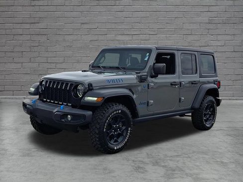 Used 2023 Jeep Wrangler Unlimited w/ Cold Weather Group AWD/4WD image 6