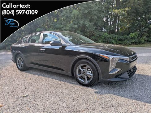 Used 2025 Kia K4 FWD image 1