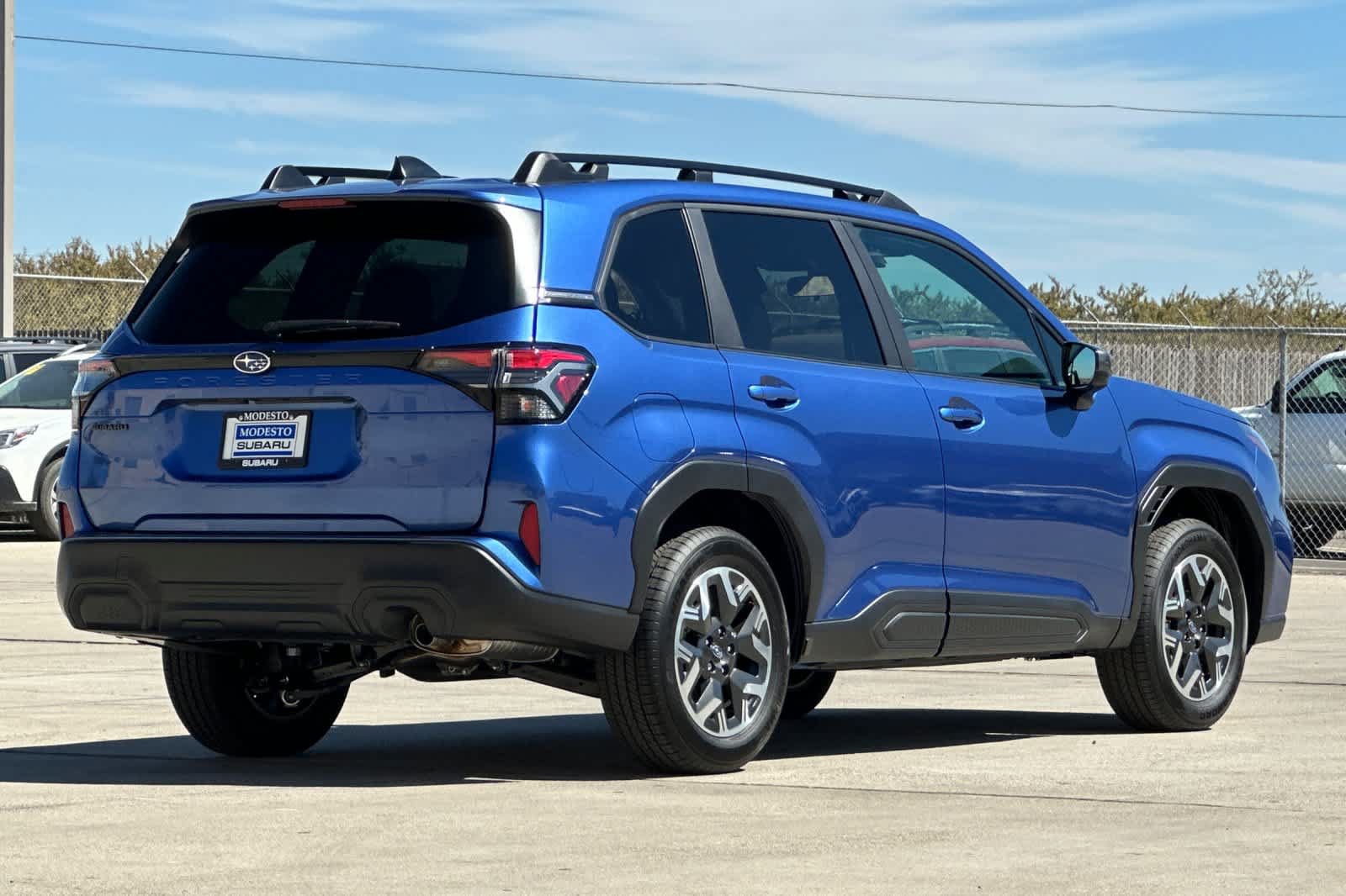 New 2026 Subaru Forester Premium AWD/4WD image 3