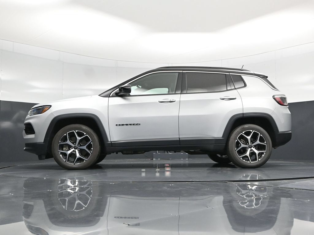 Used 2025 Jeep Compass Limited AWD/4WD image 57