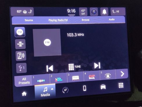 Used 2021 Jeep Grand Cherokee L Laredo image 25