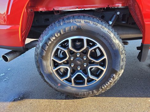 Used 2023 Ford F150 XLT w/ Equipment Group 302A High image 5