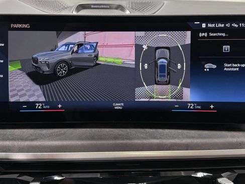 Used 2023 BMW X7 M60i image 36