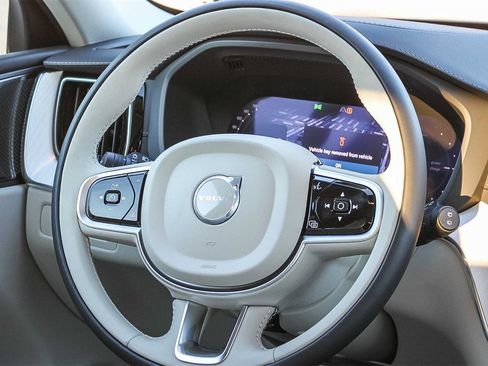 New 2026 Volvo XC60 T8 Ultra w/ Protection Package Premier image 15