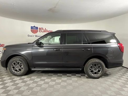 New 2025 Ford Expedition Active image 6