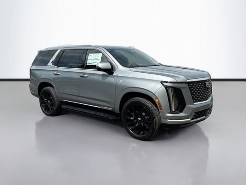New 2025 Cadillac Escalade Premium Luxury image 3