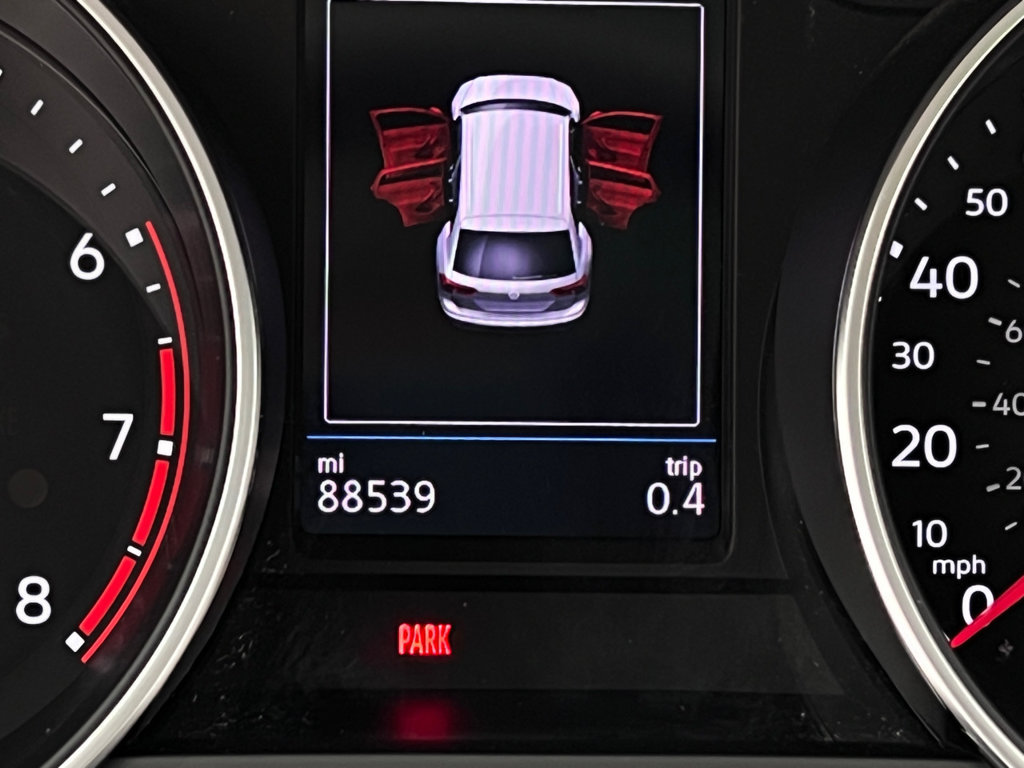 Used 2019 Volkswagen Tiguan SE AWD/4WD image 17