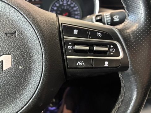 Used 2022 Kia Stinger GT1 RWD image 19