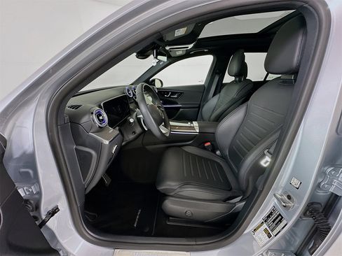 Used 2025 Mercedes-Benz GLC 300 GLC 300 w/ AMG Line image 23