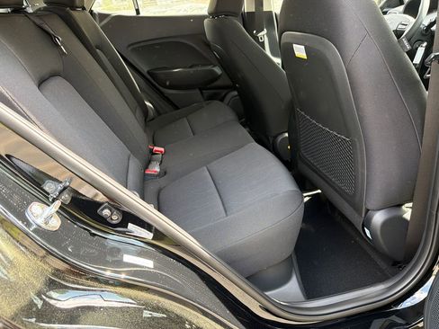 New 2026 Hyundai Venue SE image 15