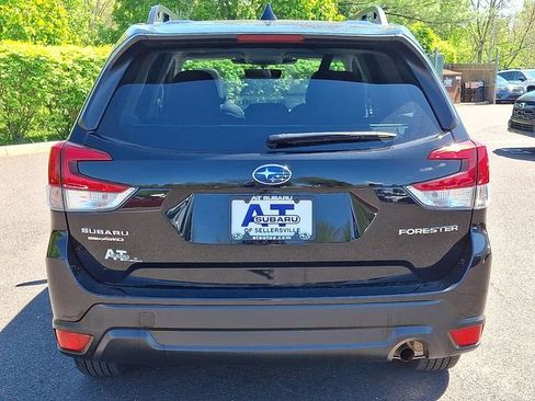 Certified 2023 Subaru Forester Premium AWD/4WD image 5