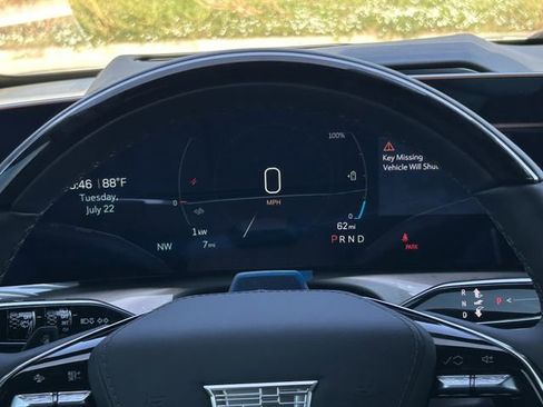 New 2026 Cadillac Vistiq Premium Luxury image 17