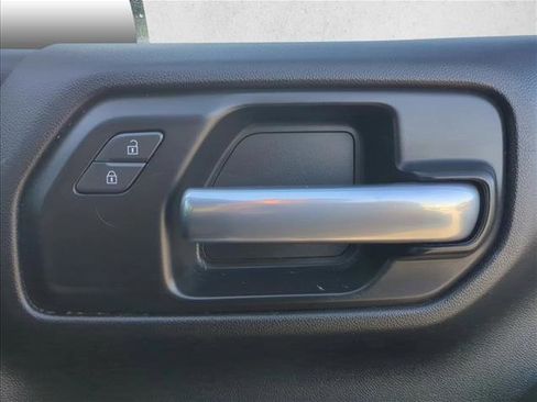 Used 2021 Chevrolet Silverado 1500 Custom image 22