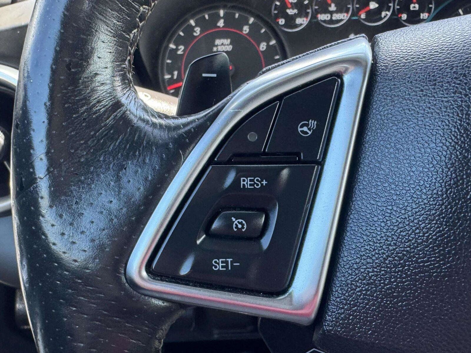 Used 2016 Chevrolet Camaro LT RWD image 23