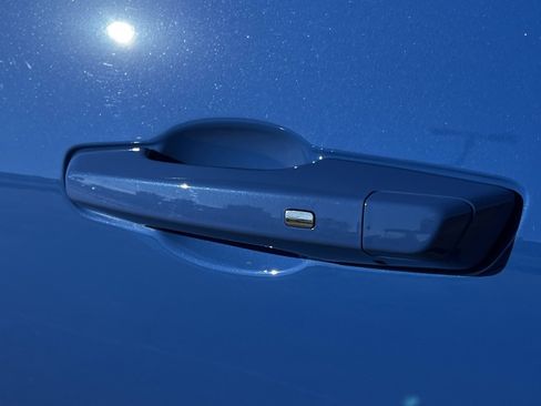 New 2026 Chevrolet Equinox ACTIV w/ Safety and Technology Package image 68