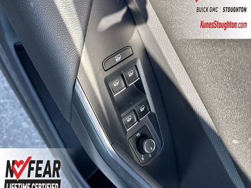 Used 2021 Volkswagen Jetta SE image 21