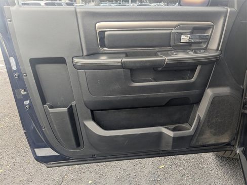 Used 2013 RAM 1500 R/T w/ Comfort Group image 28