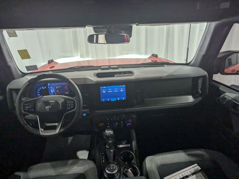 Used 2023 Ford Bronco Big Bend image 15