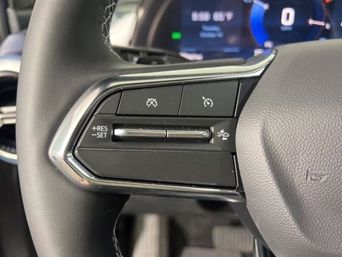 New 2026 Chevrolet Equinox EV LT image 17