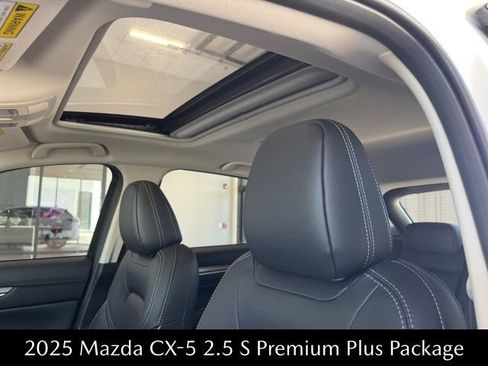 New 2025 MAZDA CX-5 AWD 2.5 S w/ Premium Plus Pkg image 31