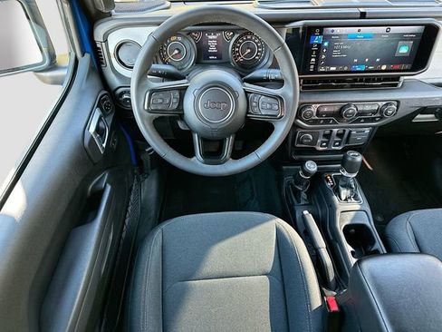 Used 2024 Jeep Wrangler Sport S image 20