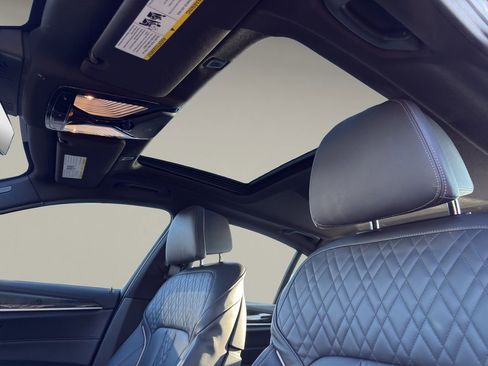 Used 2018 BMW 540i xDrive xDrive image 24