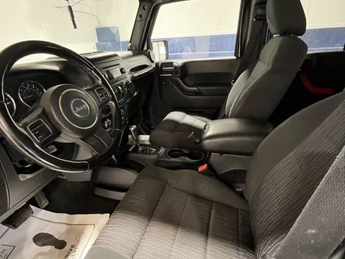 Used 2012 Jeep Wrangler Unlimited Sahara w/ Dual Top Group image 6