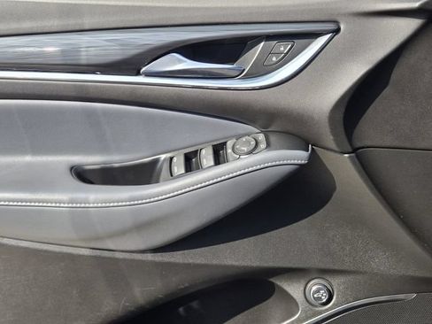 Used 2023 Buick Enclave Essence FWD image 22