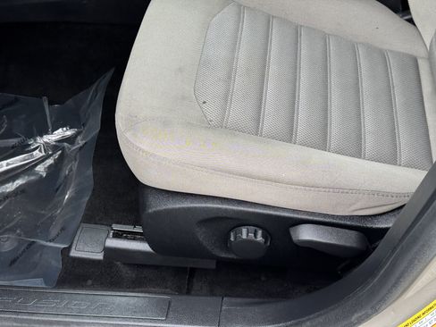 Used 2018 Ford Fusion S image 30