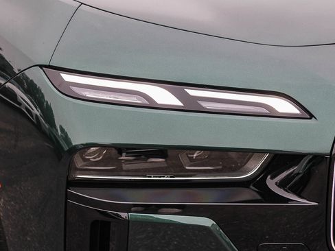 New 2026 BMW i7 xDrive60 AWD/4WD image 8