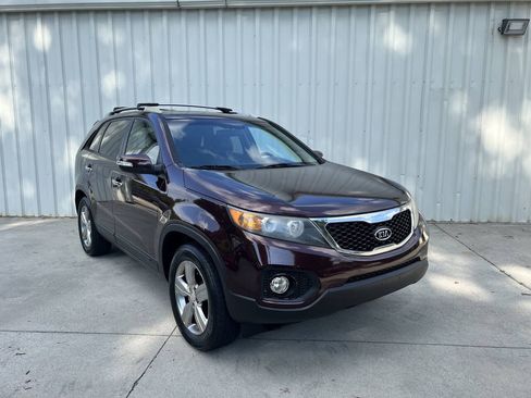 Used 2013 Kia Sorento EX FWD image 2