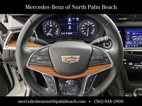 Used 2021 Cadillac XT5 Premium Luxury image 18