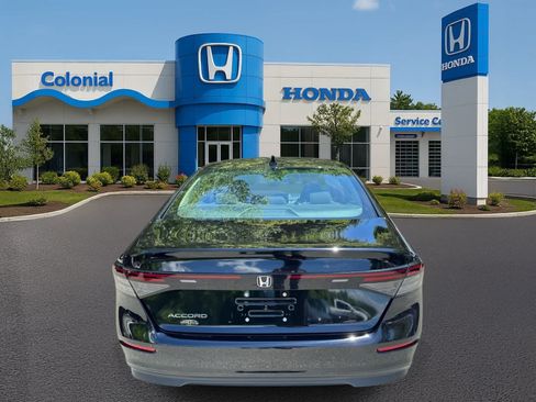 Used 2024 Honda Accord EX image 5