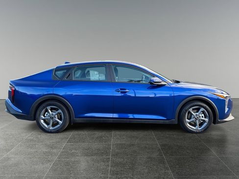 Used 2025 Kia K4 LXS image 8