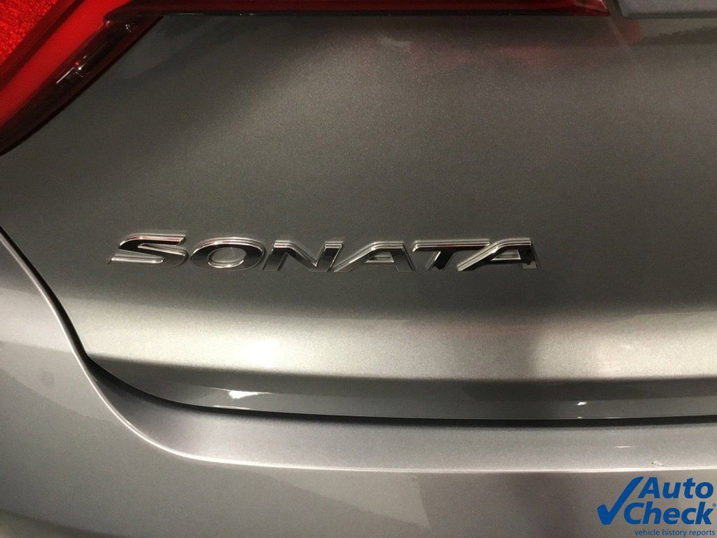 Used 2017 Hyundai Sonata SE FWD image 12