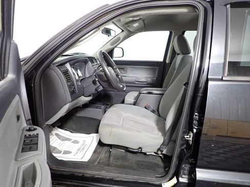 Used 2011 Dodge Dakota Big Horn w/ Skid Plate Group AWD/4WD image 18