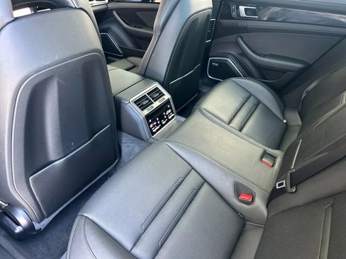 Used 2022 Porsche Panamera 4S AWD/4WD image 12