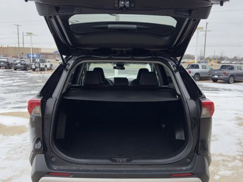 Used 2024 Toyota RAV4 Adventure image 12