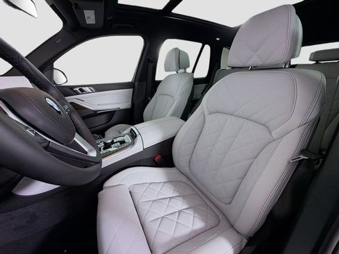 New 2026 BMW X5 xDrive40i AWD/4WD image 12