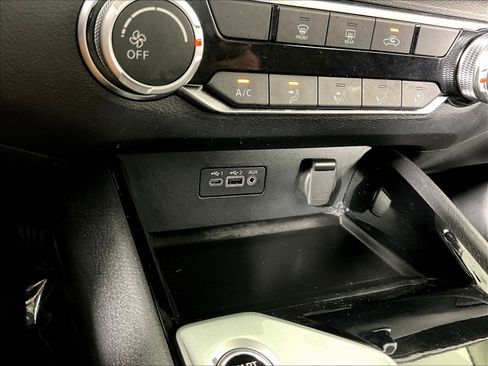 Certified 2024 Nissan Altima 2.5 SV FWD image 16