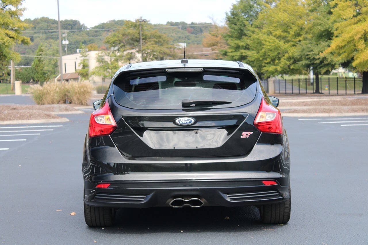 Used 2014 Ford Focus ST w/ Equipment Group 202A FWD image 5