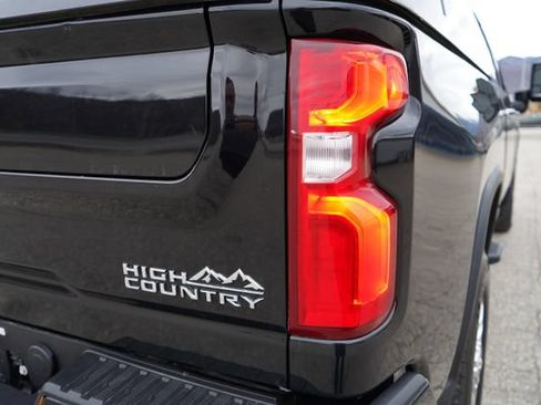 Used 2023 Chevrolet Silverado 3500 High Country w/ Z71 Off-Road Package AWD/4WD image 83