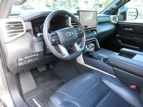Used 2023 Toyota Tundra Platinum AWD/4WD image 18