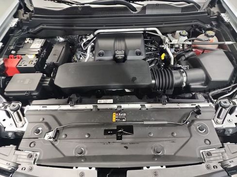 Used 2024 Chevrolet Colorado Trail Boss w/ Technology Package image 20