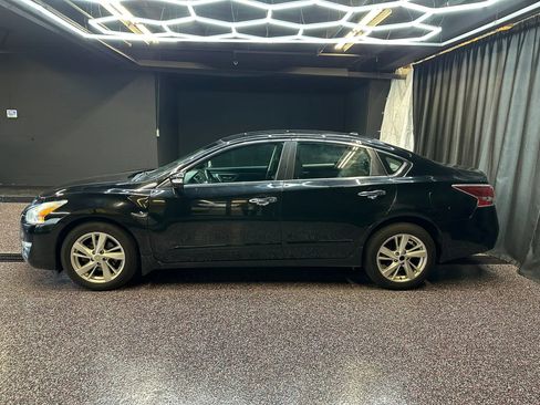 Used 2015 Nissan Altima 2.5 SL w/ Technology Package image 4