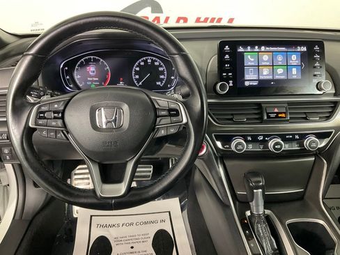 Used 2019 Honda Accord Sport image 13