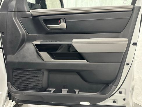 Used 2025 Toyota Tundra Limited image 59