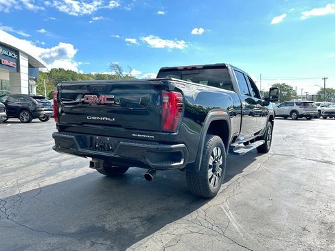 Used 2024 GMC Sierra 2500 Denali w/ Denali Reserve Package AWD/4WD image 8