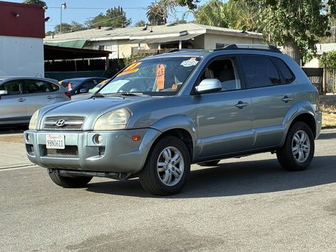Used 2007 Hyundai Tucson SE FWD image 1